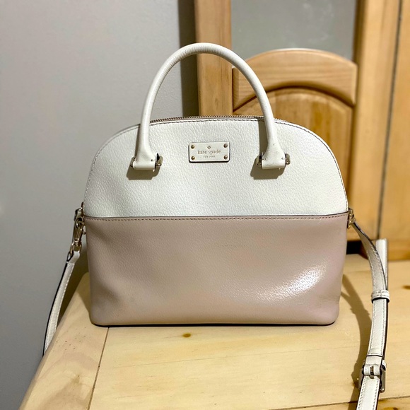 kate spade Handbags - Kate Spade Purse